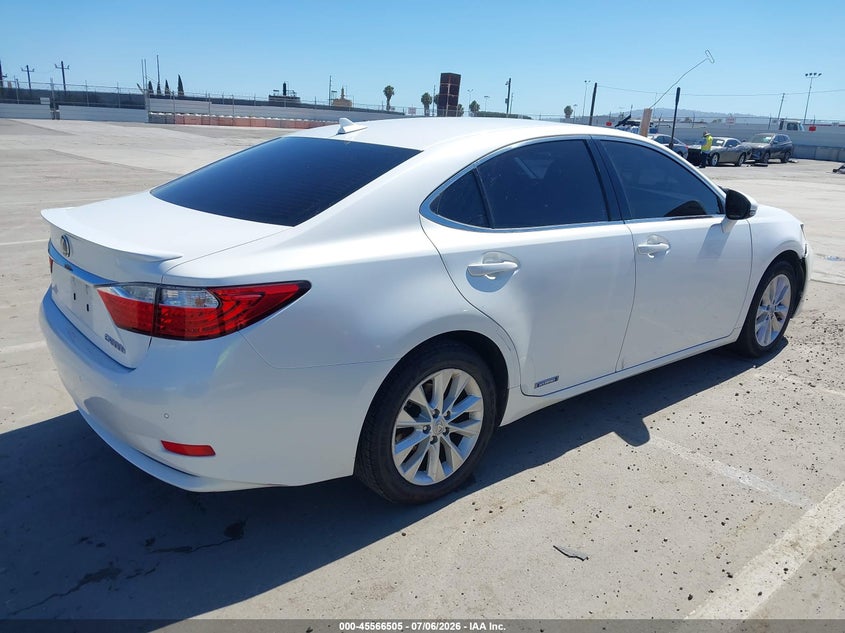 Vin: jthbw1ggxe2071328, lot: 46064834, lexus es 300h 20144