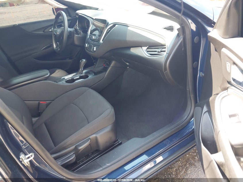 2020 CHEVROLET MALIBU auction photo 5
