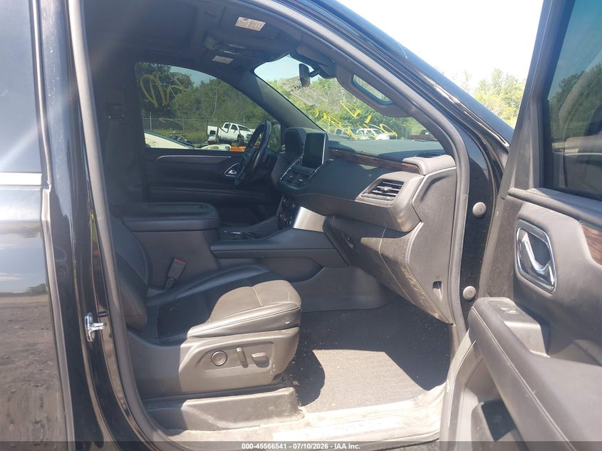 2021 CHEVROLET SUBURBAN auction photo 5