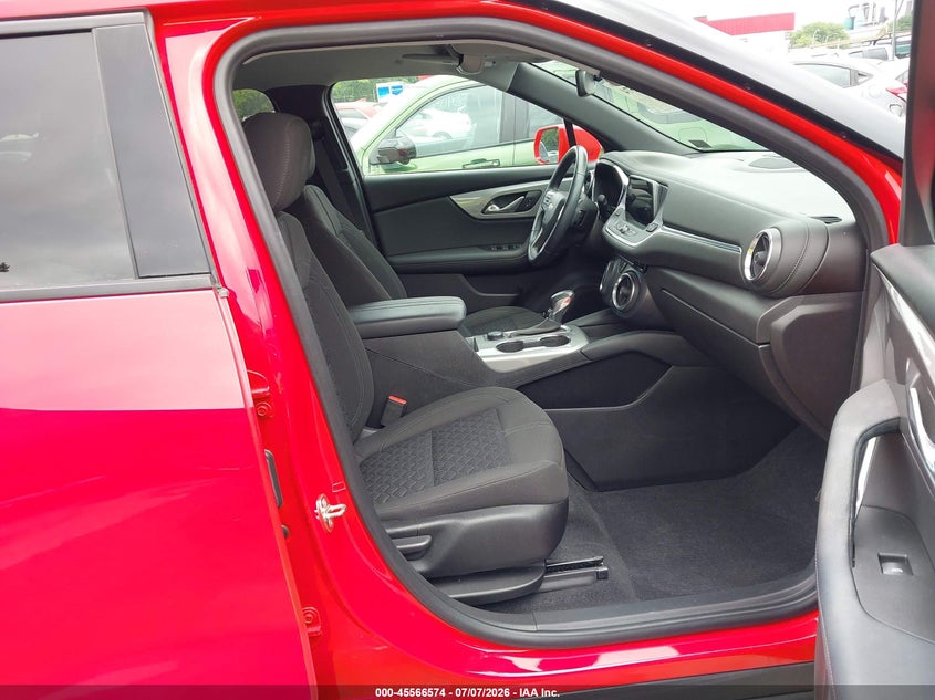 2019 CHEVROLET BLAZER auction photo 5