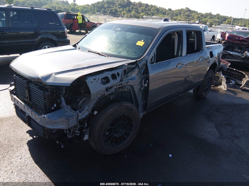 2025 Ford Maverick, Left Side, IAAI, VIN 3FTTW8BA5SRB68168 — photo 2
