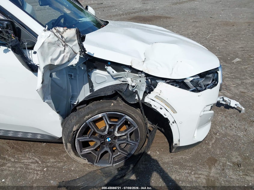 2025 BMW X2 auction photo 6