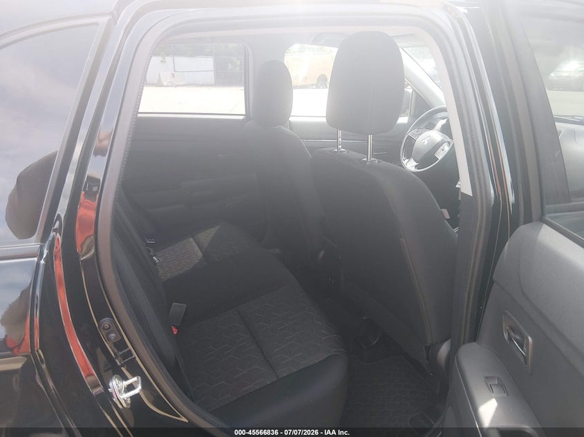 AtlanticExpress - Mitsubishi Outlander Sport