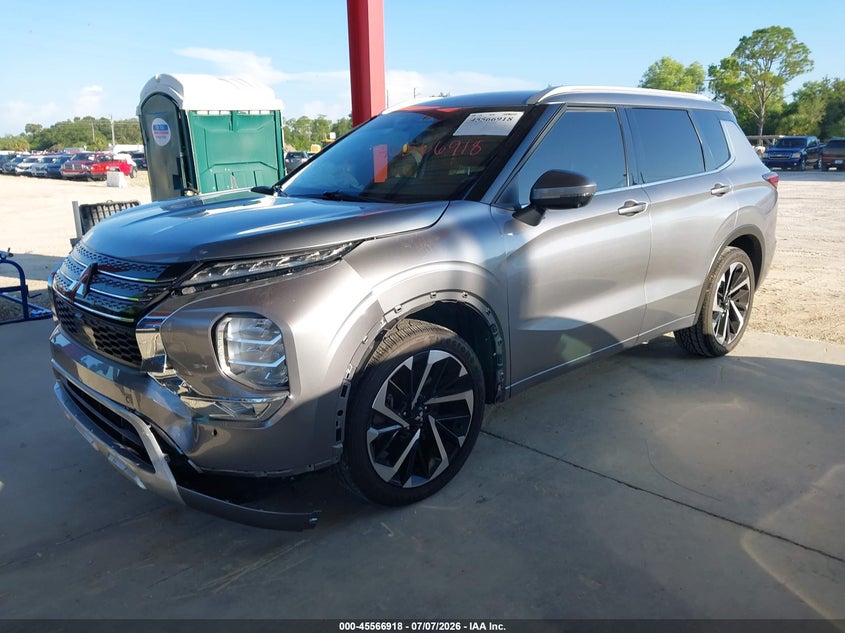 2022 MITSUBISHI OUTLANDER auction photo 2