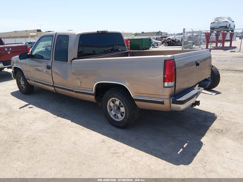 1997 CHEVROLET C1500 auction photo 3