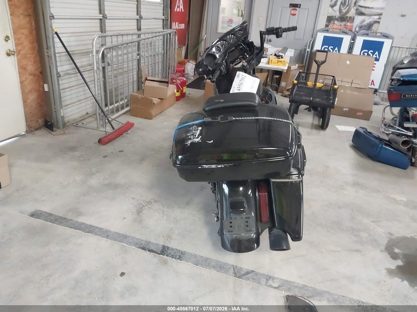 2017 Harley-Davidson Flhxse Cvo Street Glide VIN: 1HD1PXF12HB960850 Lot: 45567012