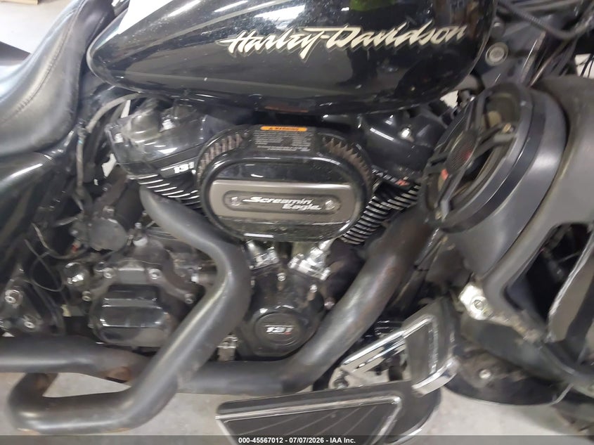 2017 Harley-Davidson Flhxse Cvo Street Glide VIN: 1HD1PXF12HB960850 Lot: 45567012