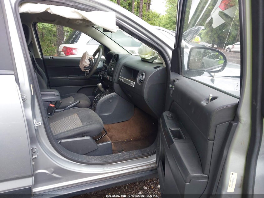 2015 JEEP COMPASS auction photo 5