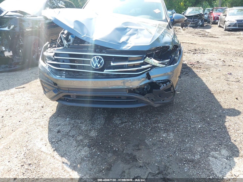2024 VOLKSWAGEN TIGUAN auction photo 6