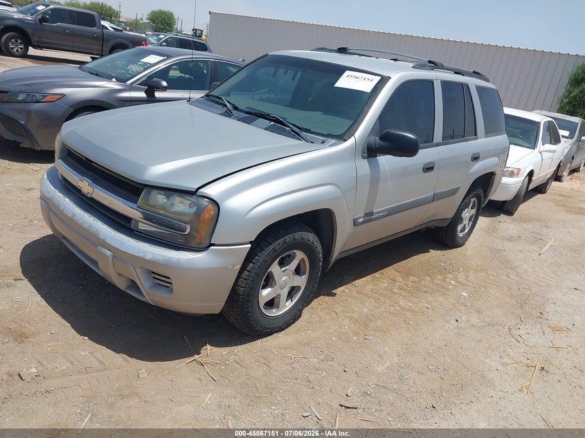 2004 Chevrolet TrailBlazer, Normal Wear & Tear, IAAI, VIN 1GNDT13S842252463 — photo 2