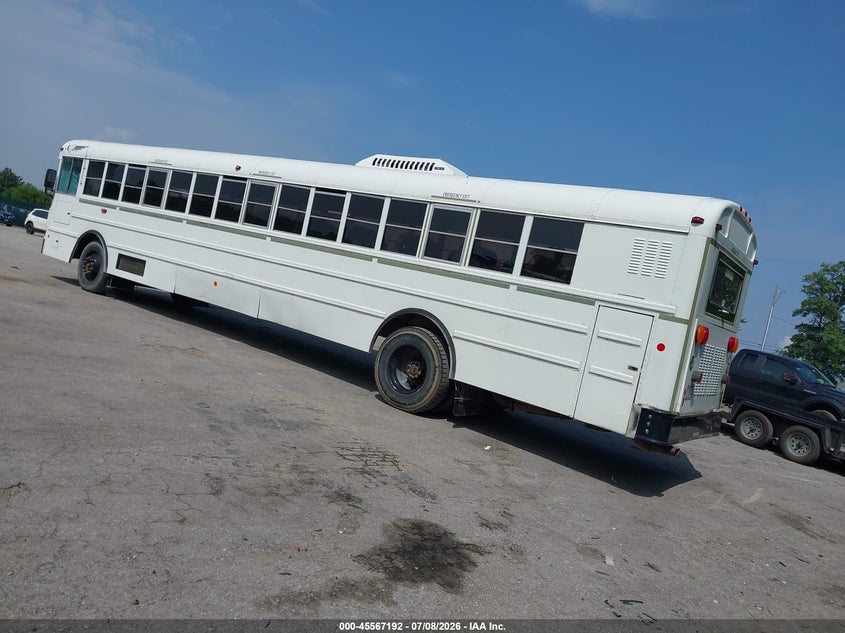 2016 IC CORPORATION 3000 auction photo 3