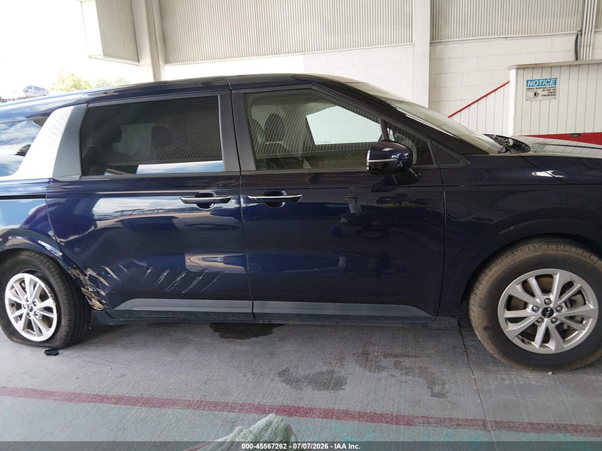 2023 Kia Carnival Mpv Lx Seat Package VIN: KNDNB4H34P6221940 Lot: 45567262