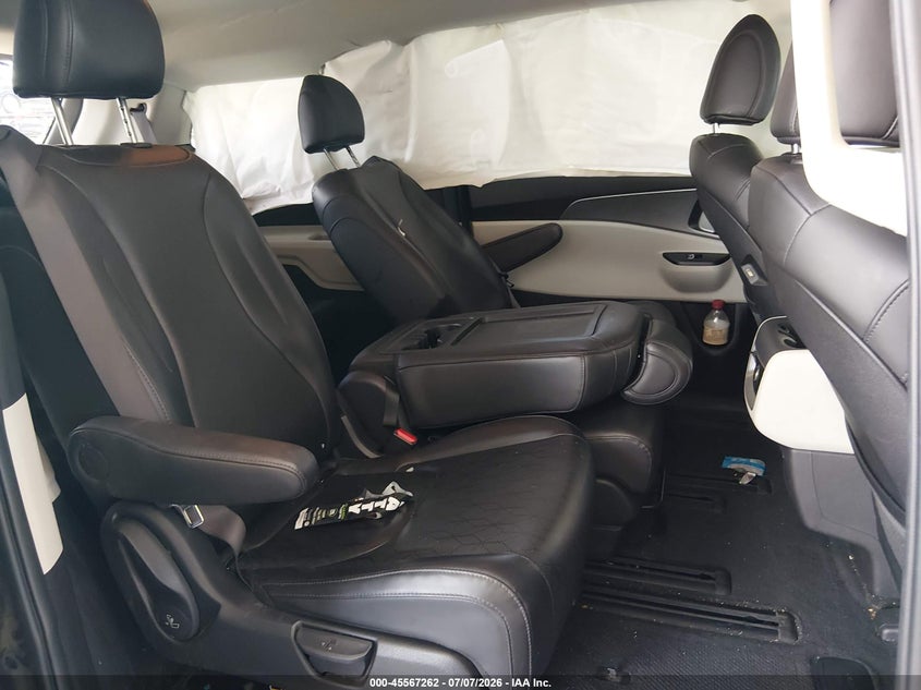 2023 Kia Carnival Mpv Lx Seat Package VIN: KNDNB4H34P6221940 Lot: 45567262