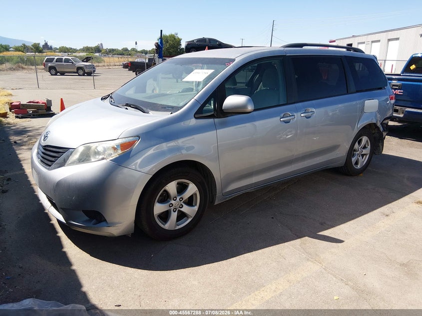 2011 Toyota Sienna, Front & Rear, IAAI, VIN 5TDKK3DC8BS098672 — photo 2
