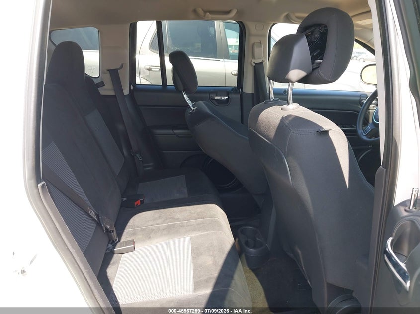 2014 JEEP COMPASS auction photo 8