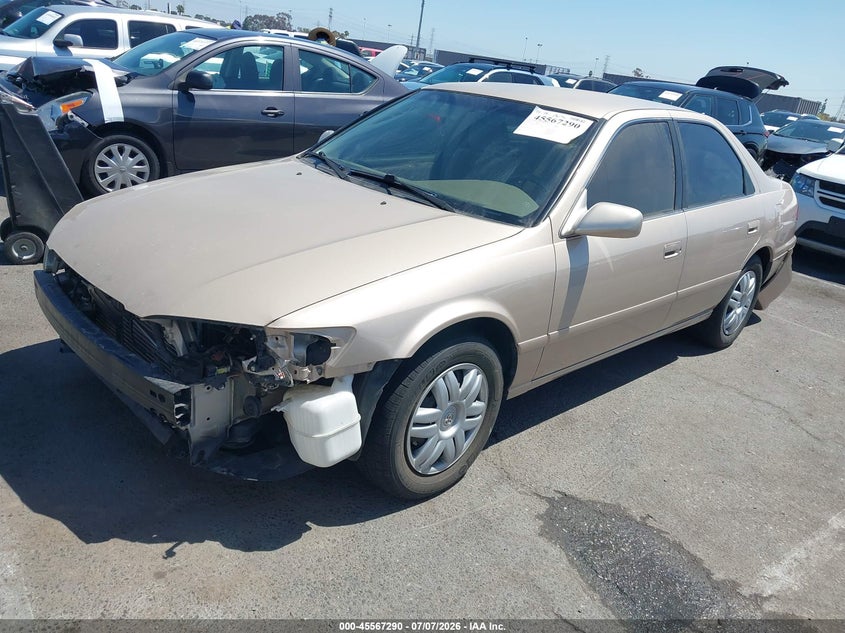 JT2BG22K110603838 2001 Toyota Camry Le photo 1