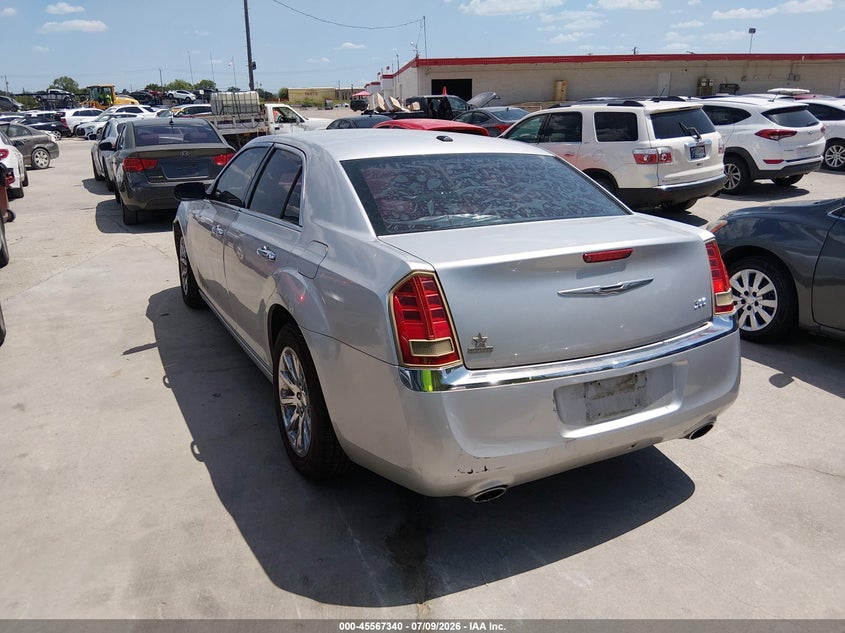 2012 CHRYSLER 300 auction photo 3