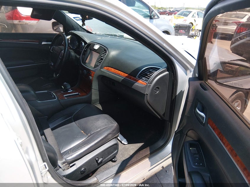 2012 CHRYSLER 300 auction photo 5