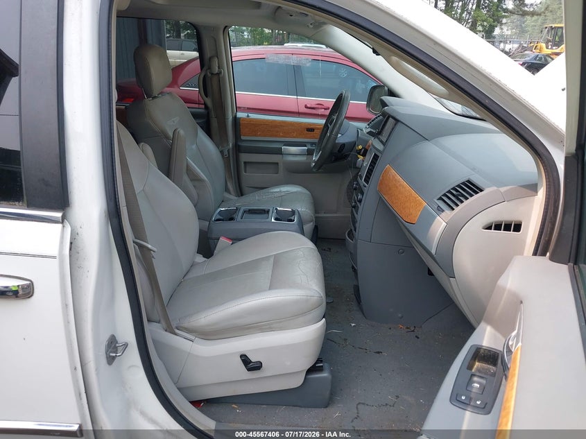 2010 Chrysler Town & Country New Limited VIN: 2A4RR7DX9AR448848 Lot: 45567406