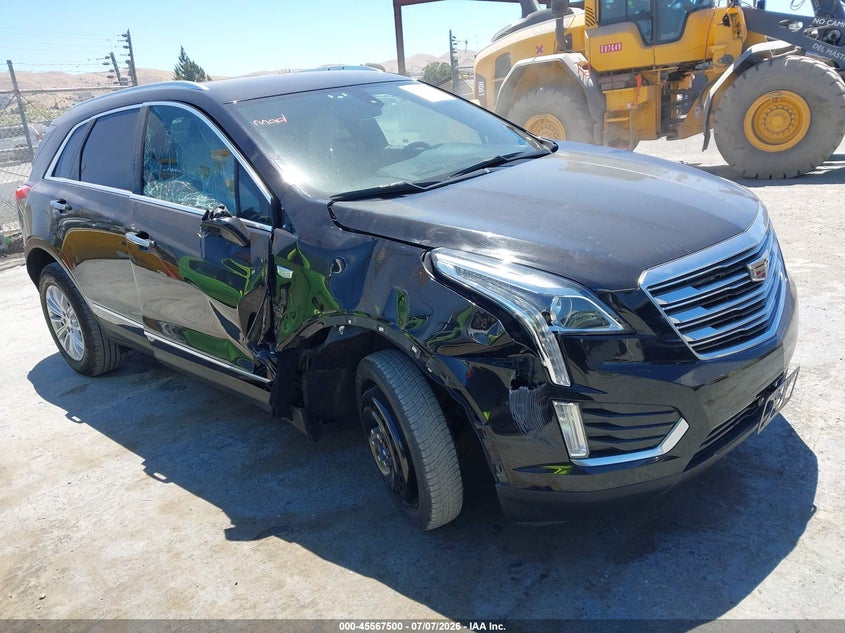 2017 CADILLAC XT5 auction photo 1