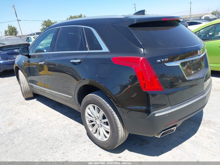 2017 CADILLAC XT5 auction photo 3
