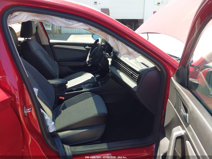 2026 VOLKSWAGEN JETTA auction photo 5