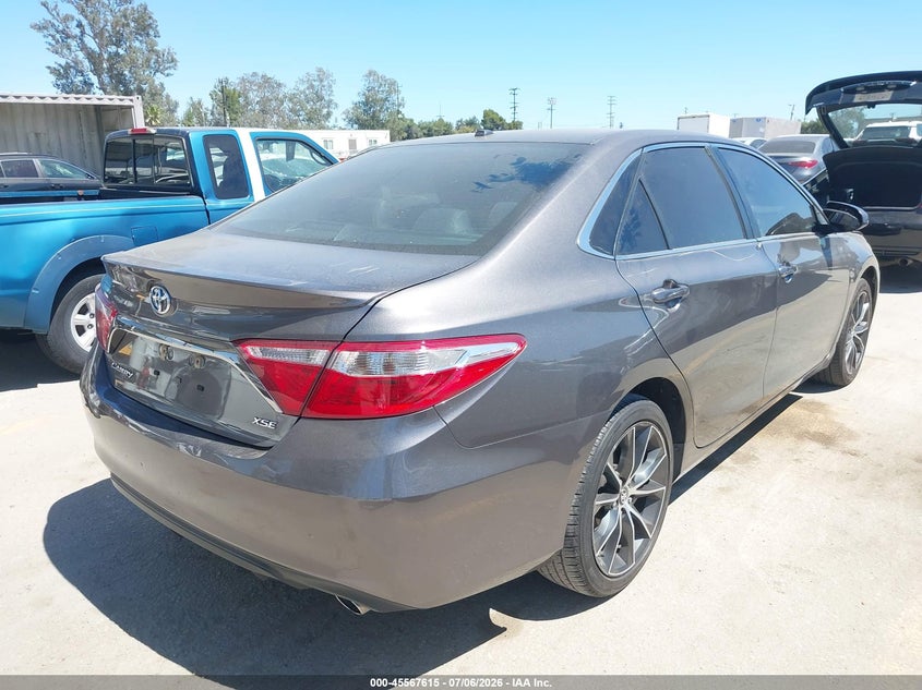2017 TOYOTA CAMRY auction photo 4