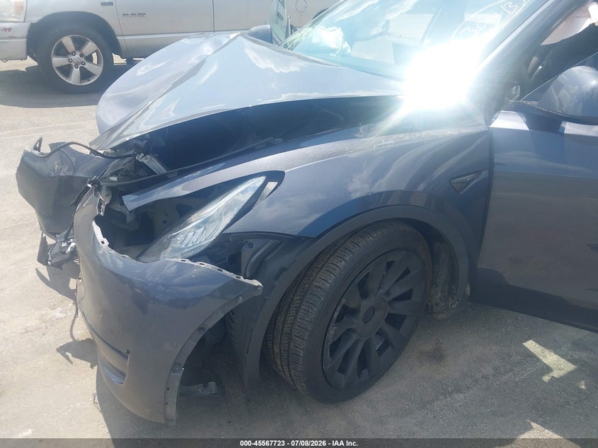 TESLA MODEL Y 2022 VIN 7SAYGDEE0NF480322