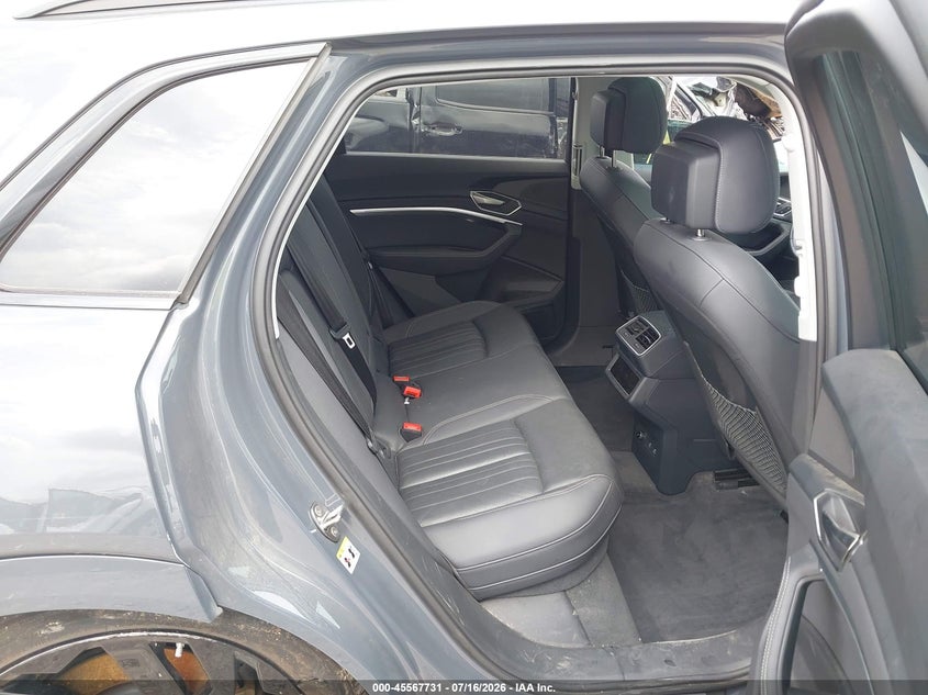 2024 Audi Q8 E-Tron Premium Plus Quattro VIN: WA15AAGE0RB038060 Lot: 45567731