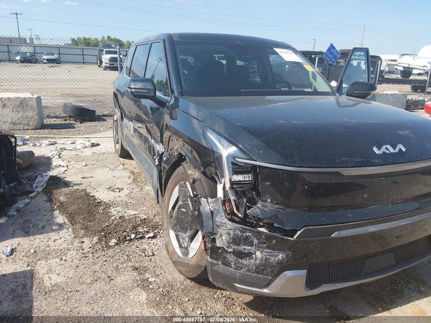 2026 KIA EV9 auction photo 6