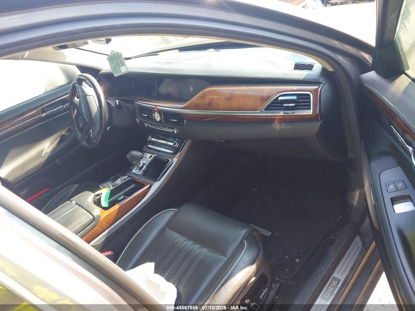 2017 GENESIS G90 auction photo 5