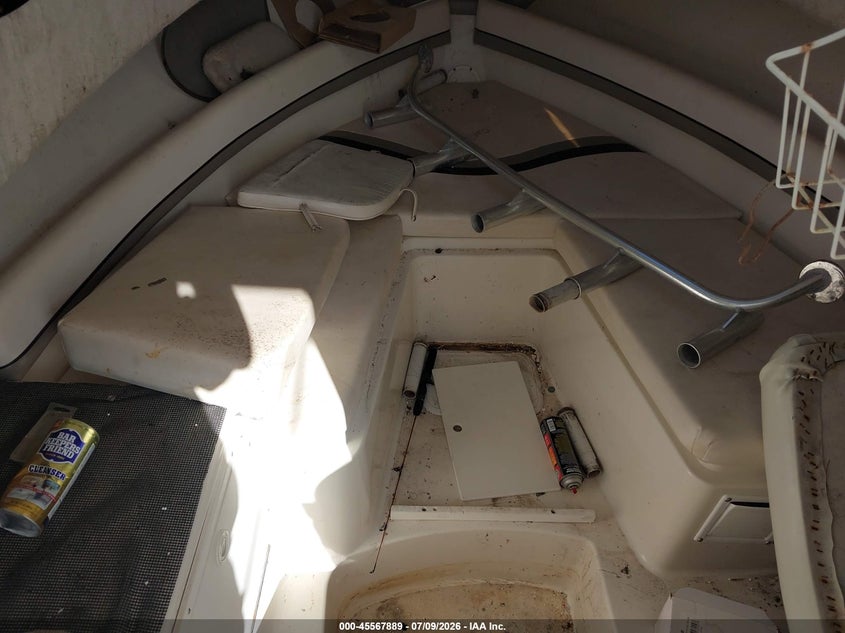 2002 SEASWIRL 2601 WA STRIPE auction photo 5