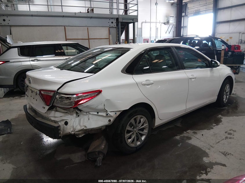 2015 TOYOTA CAMRY auction photo 4