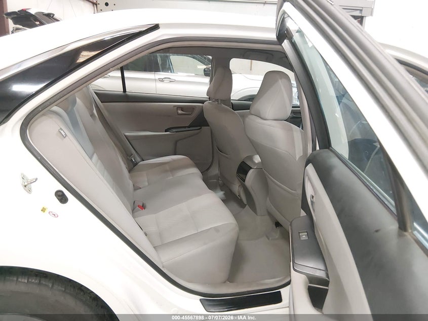 2015 TOYOTA CAMRY auction photo 8