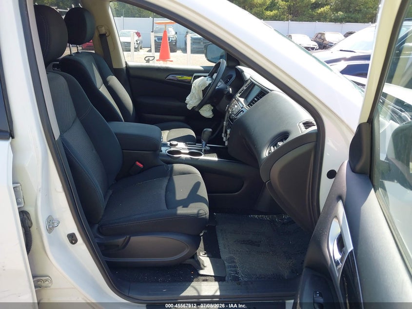 2017 NISSAN PATHFINDER auction photo 5