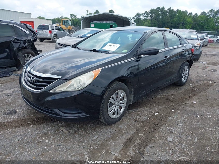 2011 Hyundai Sonata, Левый бок, IAAI, VIN 5NPEB4AC7BH017075 — фото 2