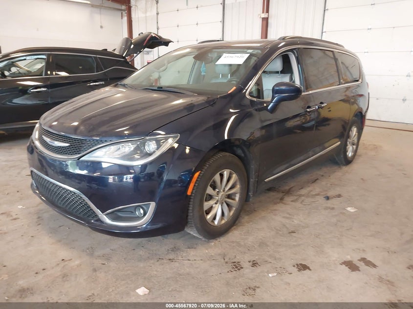 Vin: 2c4rc1bg7hr823573, lot: 46066249, chrysler pacifica touring-l 20172