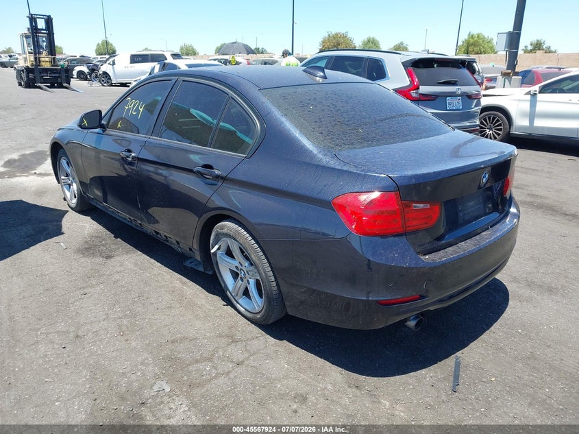 Vin: wba3b1c59fk136318, lot: 46066253, bmw 320i 20153