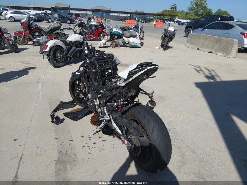 2024 BMW S 1000 auction photo 3