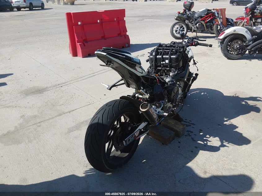 2024 BMW S 1000 auction photo 4