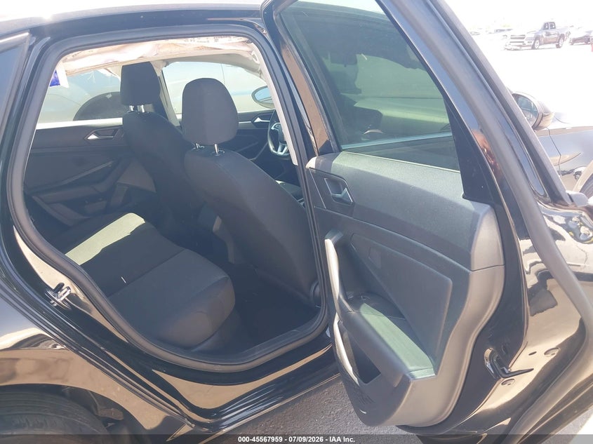 2019 VOLKSWAGEN JETTA auction photo 8