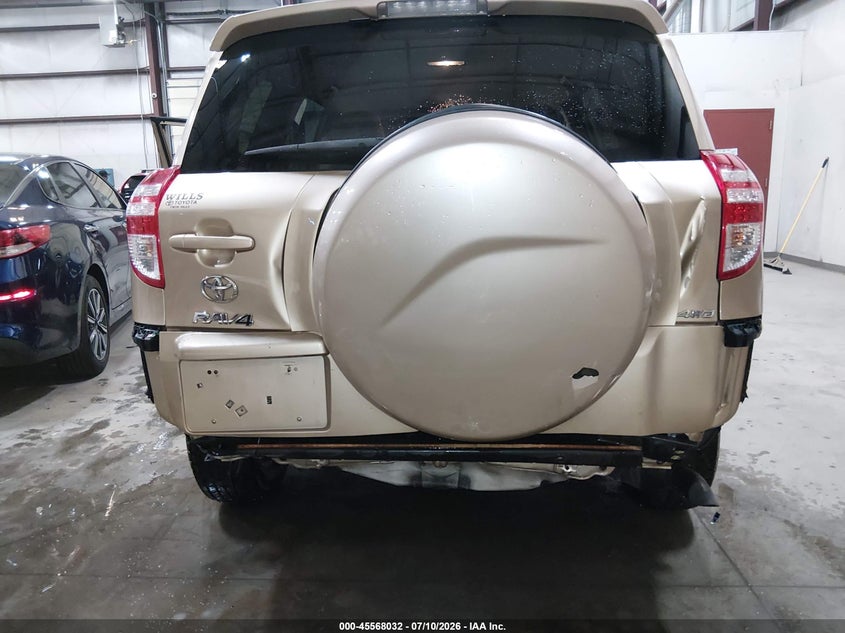 2012 TOYOTA RAV4 auction photo 6