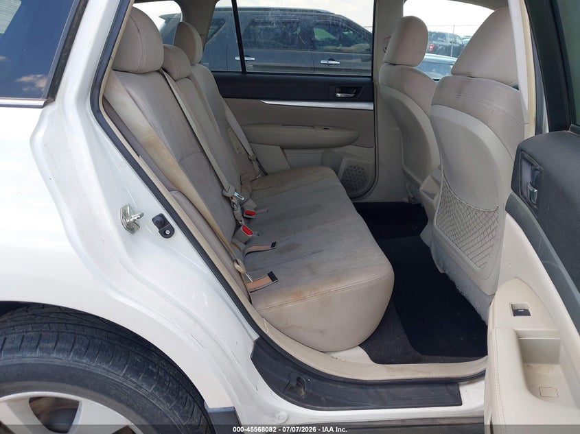 2014 SUBARU OUTBACK auction photo 8