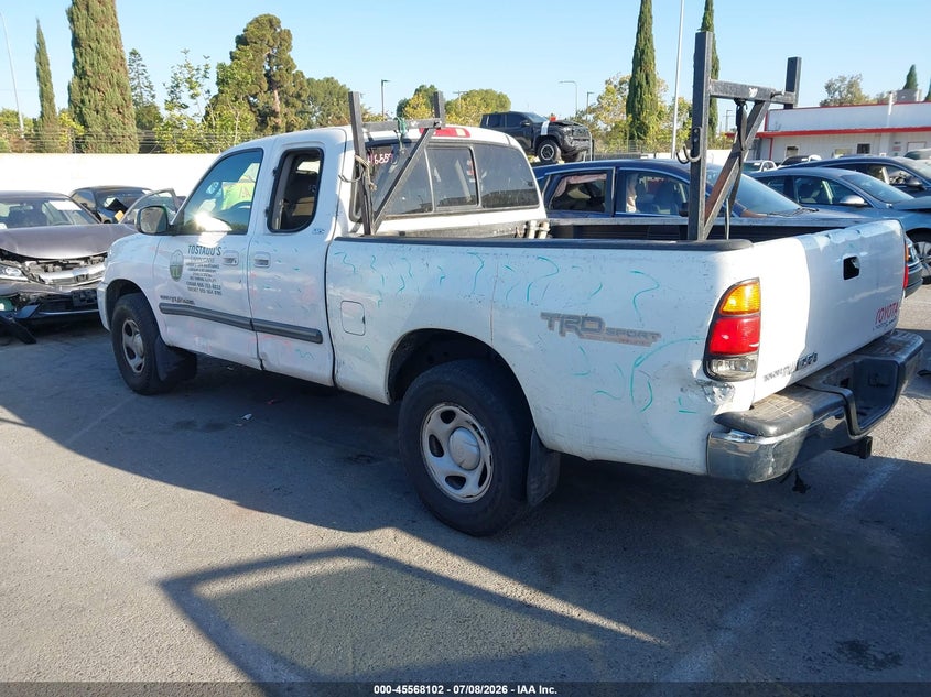 2004 TOYOTA TUNDRA auction photo 3