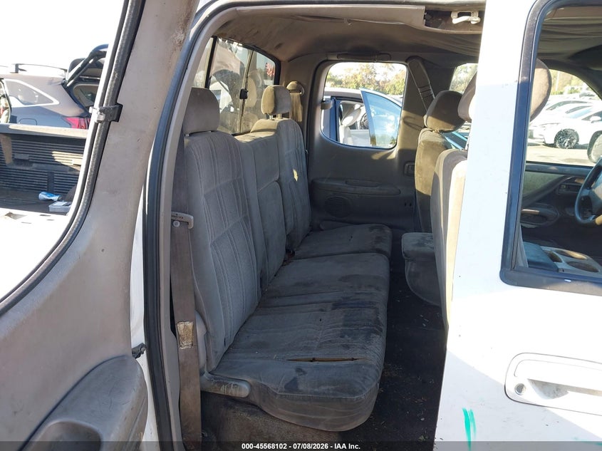 2004 TOYOTA TUNDRA auction photo 8