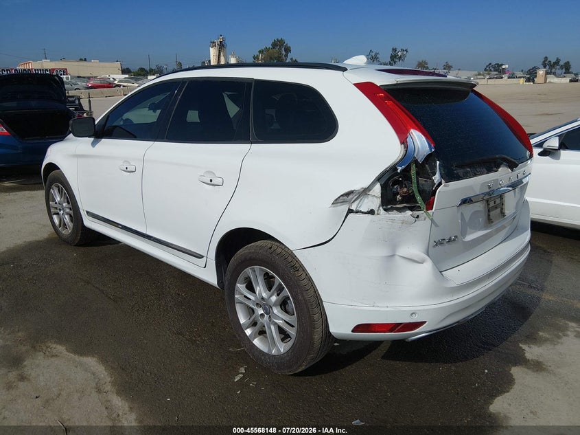 2016 VOLVO XC60 auction photo 3
