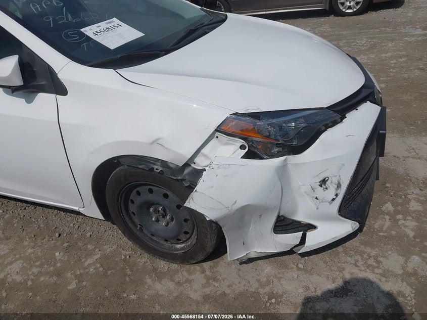 2019 TOYOTA COROLLA auction photo 6
