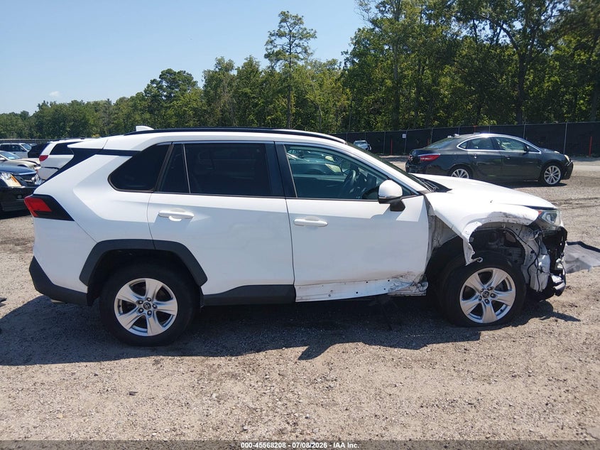 TOYOTA RAV4 - zdjęcie 13