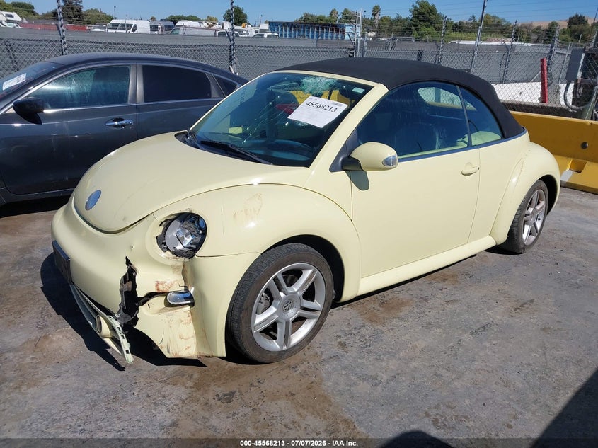 3VWCD31Y64M321483 2004 Volkswagen New Beetle Gls 1.8t photo 1
