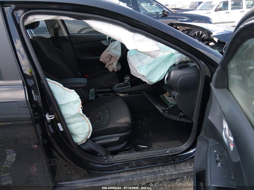 2024 KIA FORTE auction photo 5